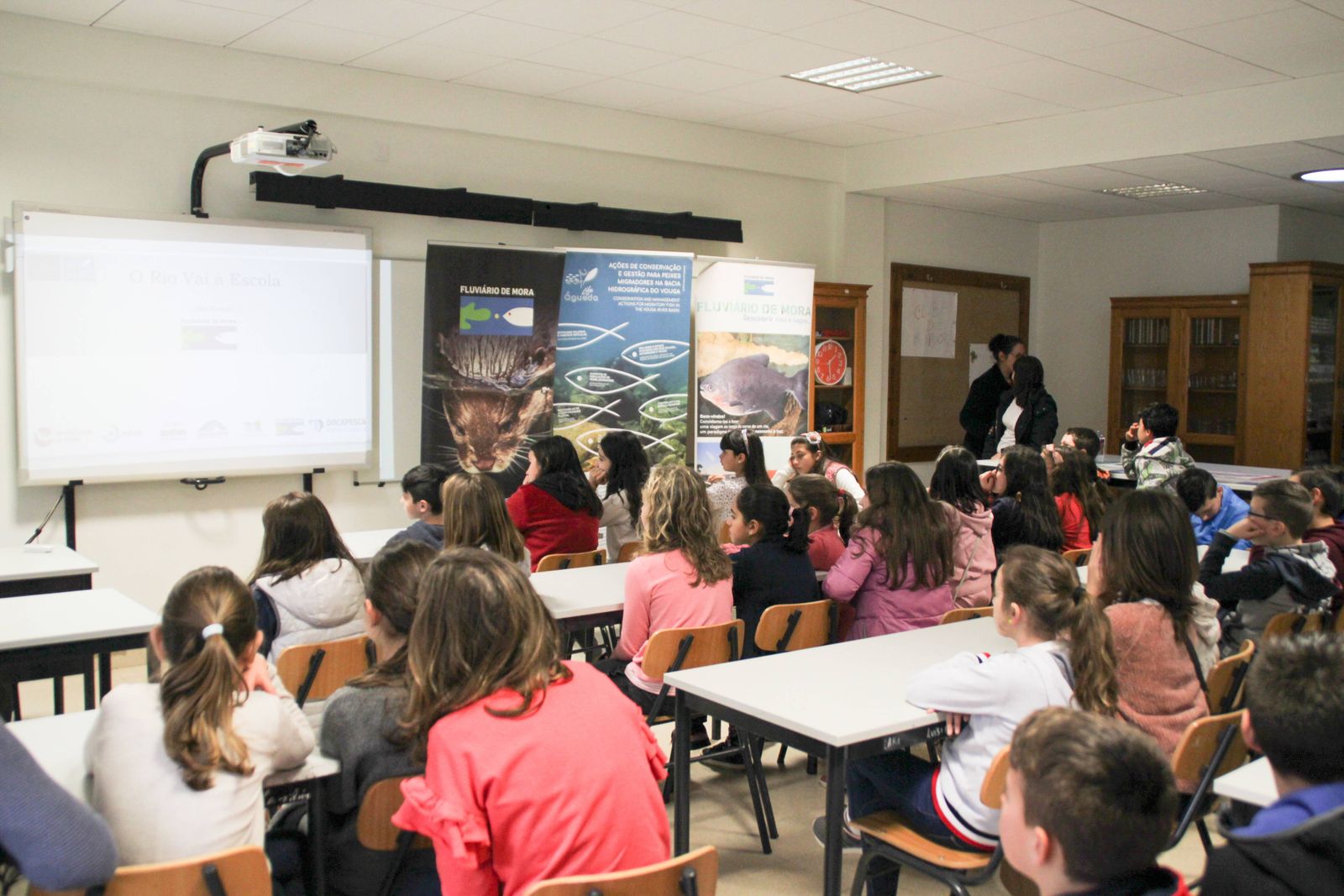 LIFE Águeda - Programa de educação ambiental O Rio vai à escola para alunos da CIRA, dinamização Fluviário de Mora e CM Águeda
