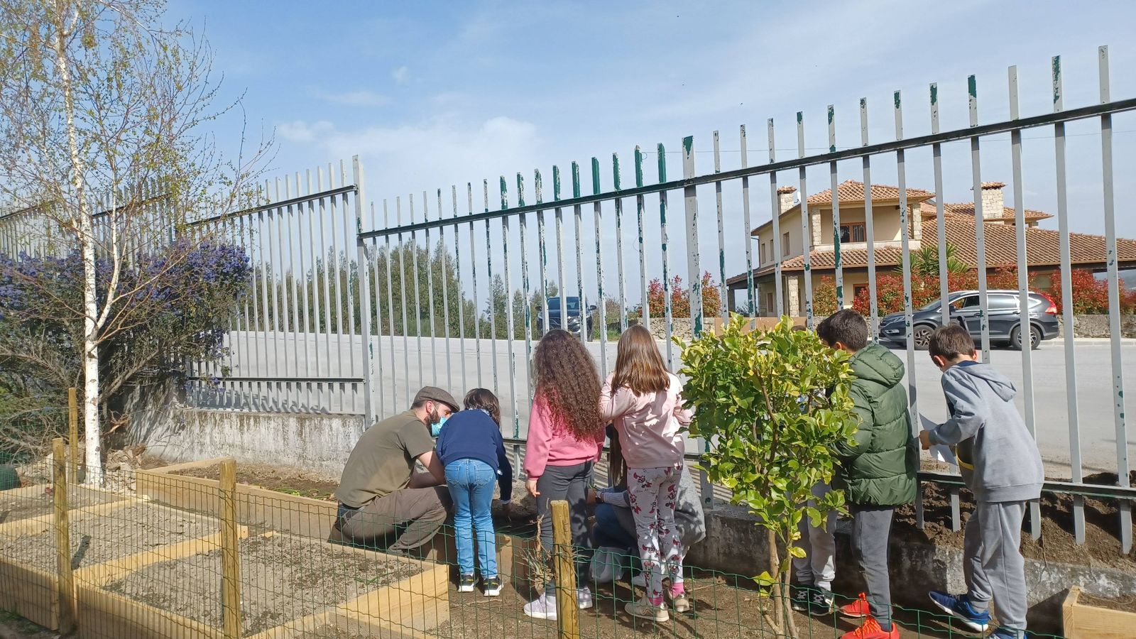Construção de uma pequena Horta Escolar na EB1 de Oliveira de Frades