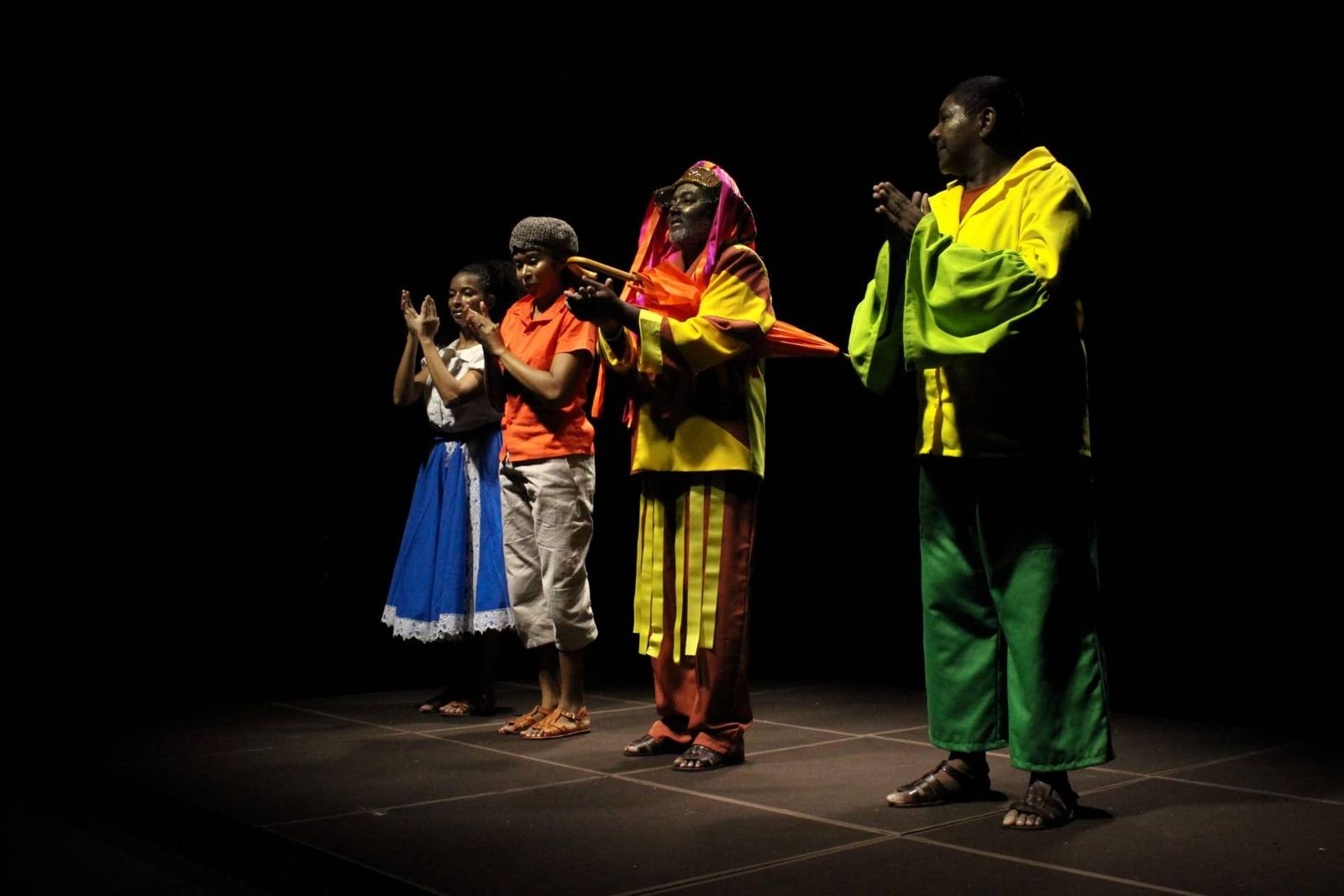 Acolhimento Pega Sol - Grupo Harém Teatro Brasil - Organizador do Festluso maior festival de teatro lusófono