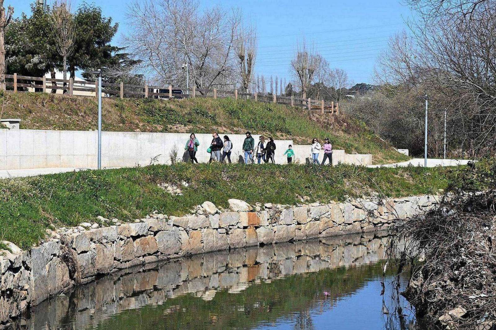 Caminhada verde. Disponível em: https://www.cm-matosinhos.pt/servicos/comunicacao-e-imagem/noticias/noticia/caminhada-verde