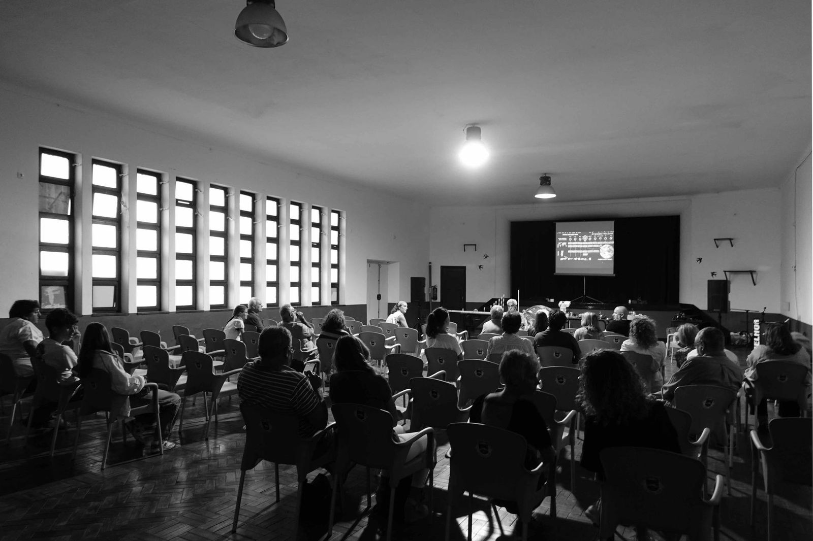 FIEG - Fórum Internacional de Estudos Globais da Universidade Aberta, inserido na 2ª Edição do Oxalá - Laboratório do Futuro. Na Casa do Povo de Casa Branca.