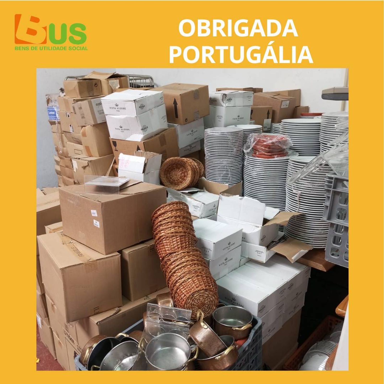 doação de palamenta que a BUS foi levantar e colocou nos seus armazéns para que as associações parceiras possam levar para as suas instituições (lares, centros de dia, centros de acolhimento, casas de autonomia, etc)