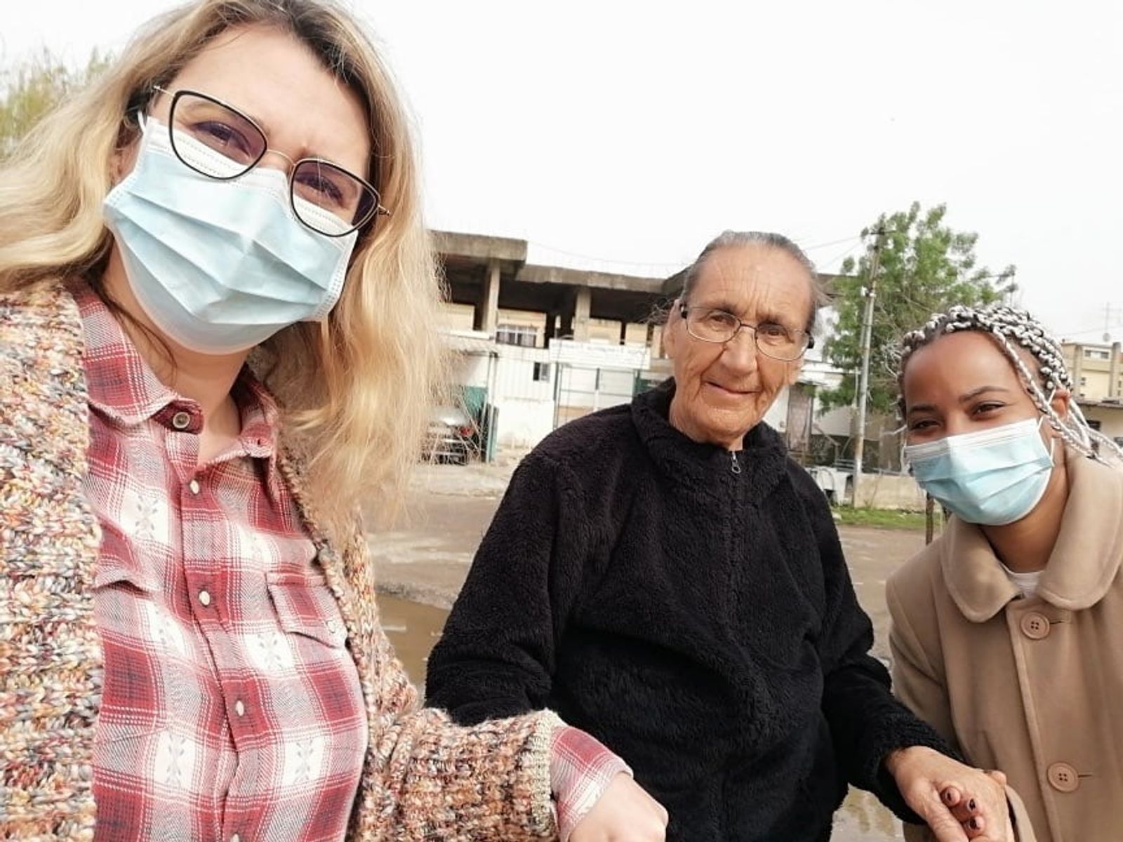 Enfª Vânia, moradora de etnia cigana, Vanusa Coxi (Associação Moradores)